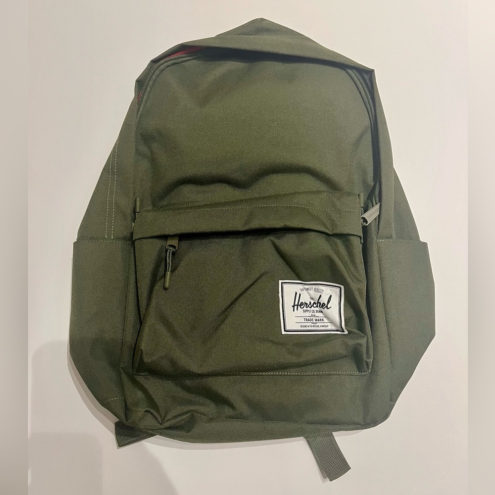 CCO FINAL PRICE!! Herschel Supply Co green backpack NWOT